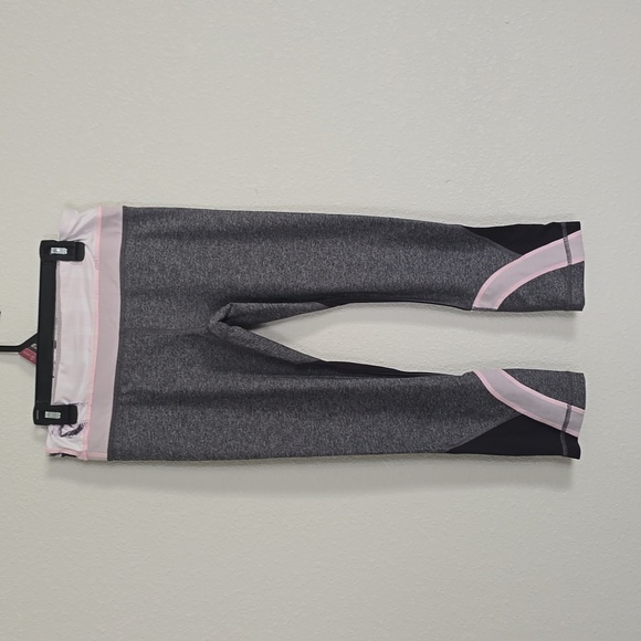 Lululemon size 6 - Picture 1 of 4